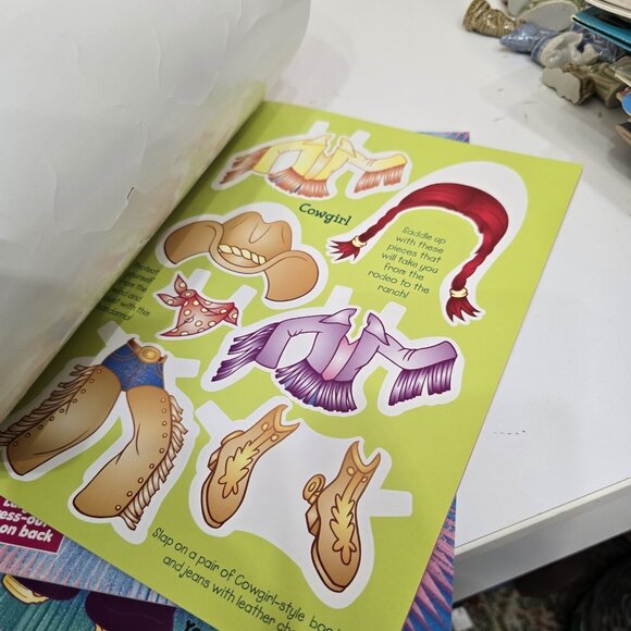 Set Of 4 Dress Up Dolls  Paper Doll Books Uncut Fashions - Picture 16 of 16